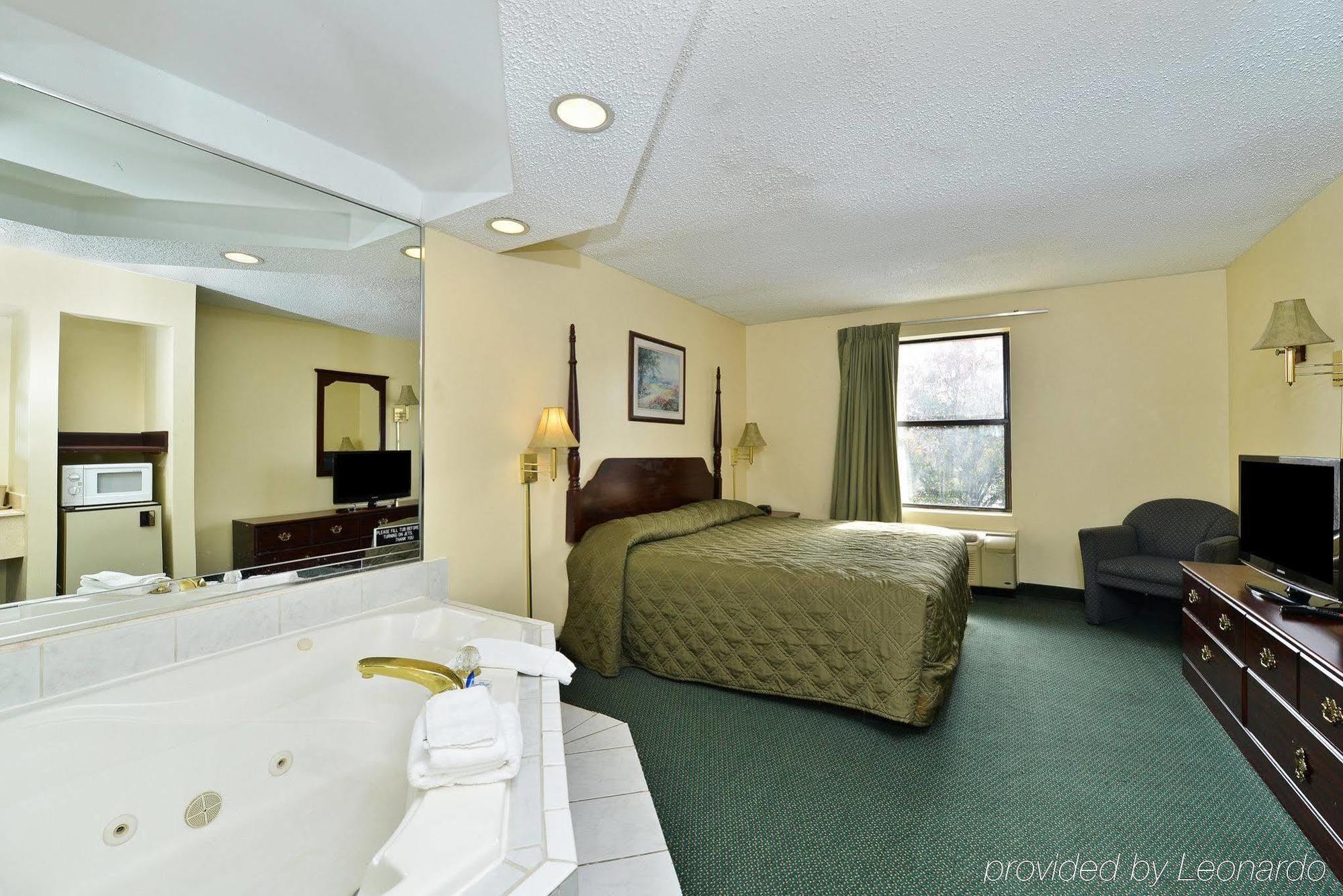 Americas Best Value Inn Aiken Zimmer foto